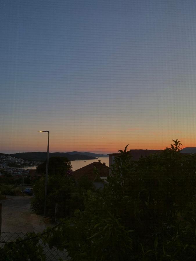 Studio Apartment Simi Trogir Luaran gambar